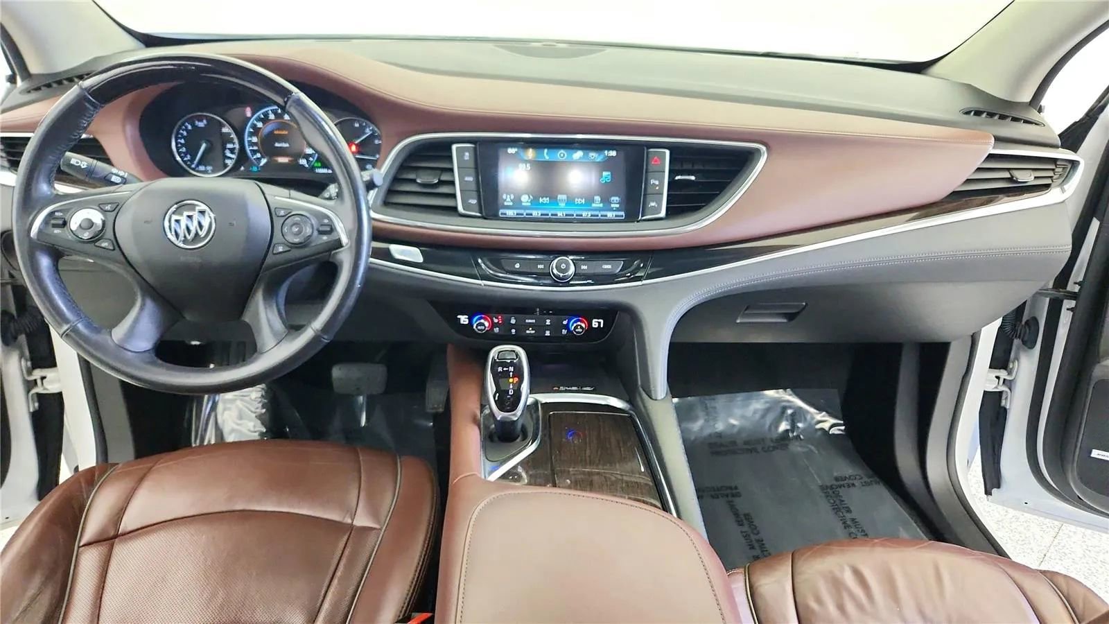 Used 2018 Buick Enclave Avenir w/ Avenir Technology Package image 35