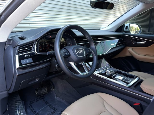 Used 2023 Audi Q8 Premium image 4