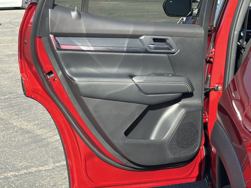 Used 2026 GMC Terrain Elevation image 23