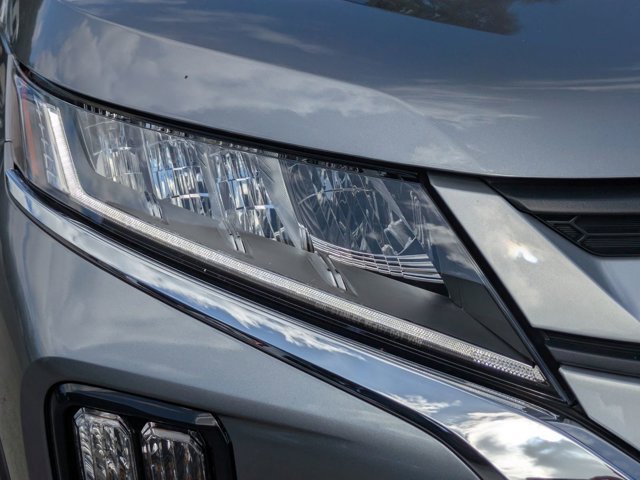 Used 2025 Mitsubishi Outlander Sport ES AWD/4WD image 10