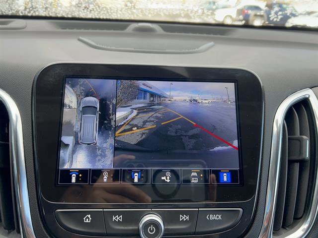 Used 2024 Chevrolet Equinox Premier image 27
