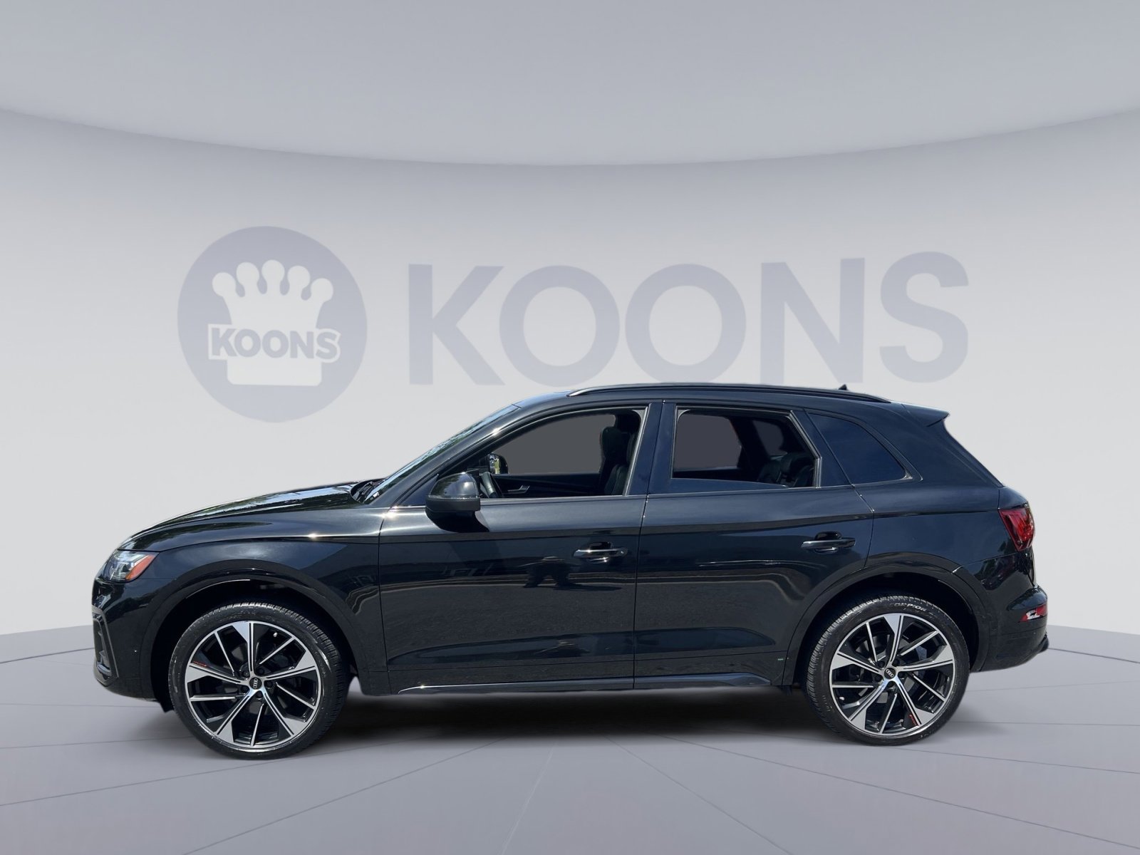 Used 2021 Audi SQ5 Prestige AWD/4WD image 2
