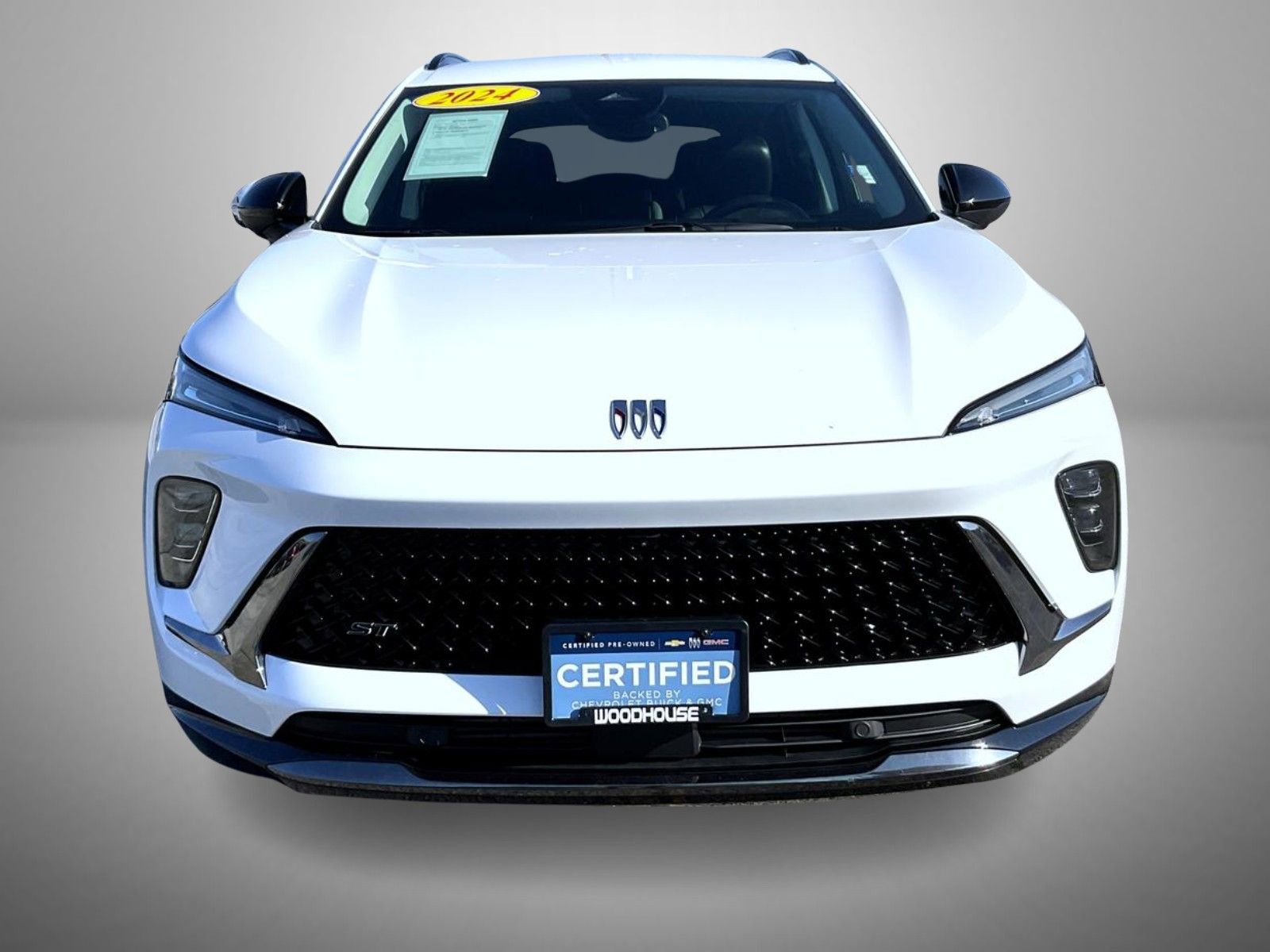 Certified 2024 Buick Envision Sport Touring image 2