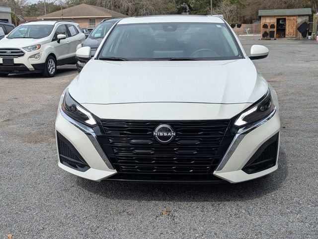 Used 2024 Nissan Altima 2.5 SV w/ SV Premium Package