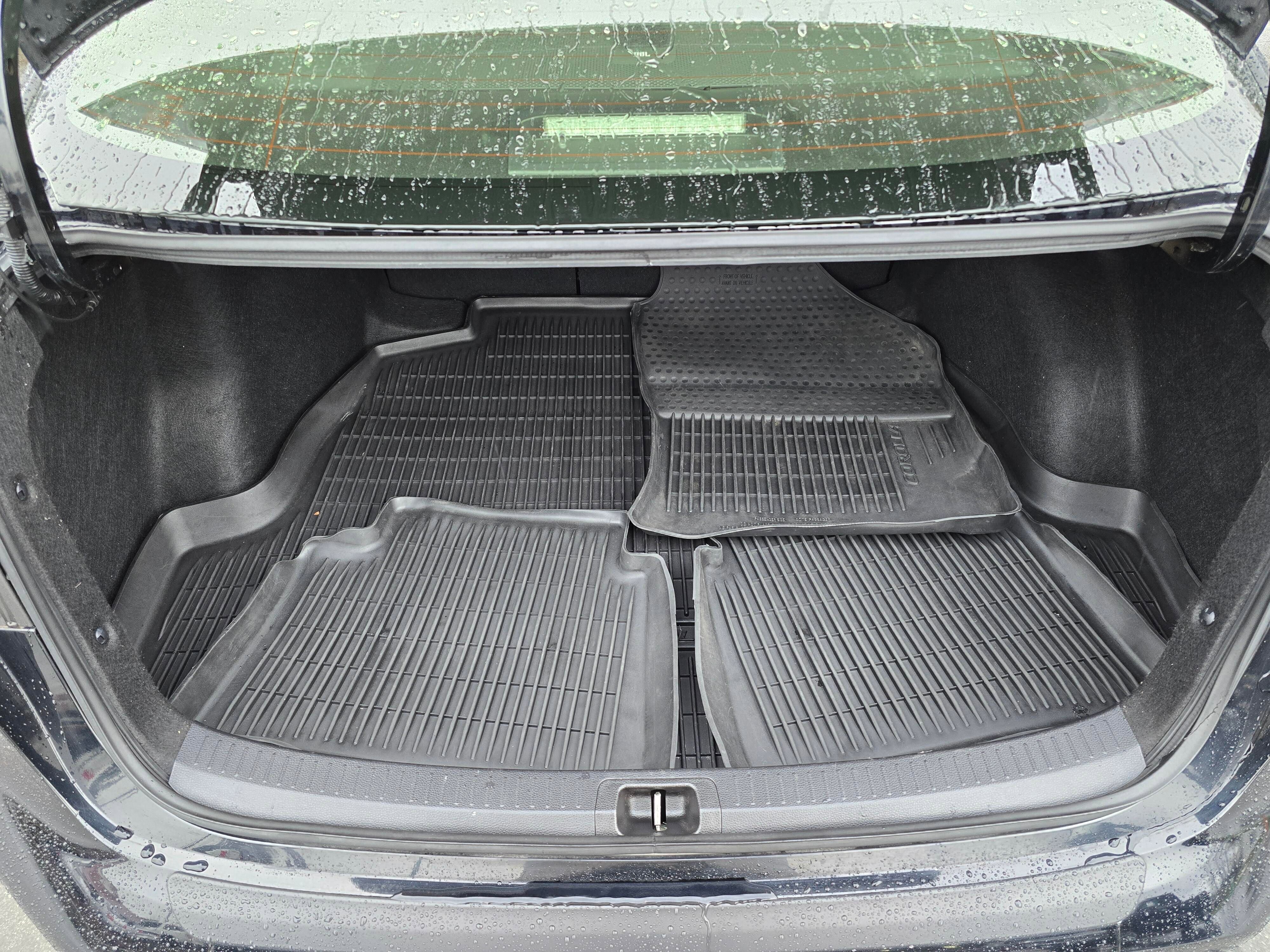 Used 2024 Toyota Corolla XSE image 10