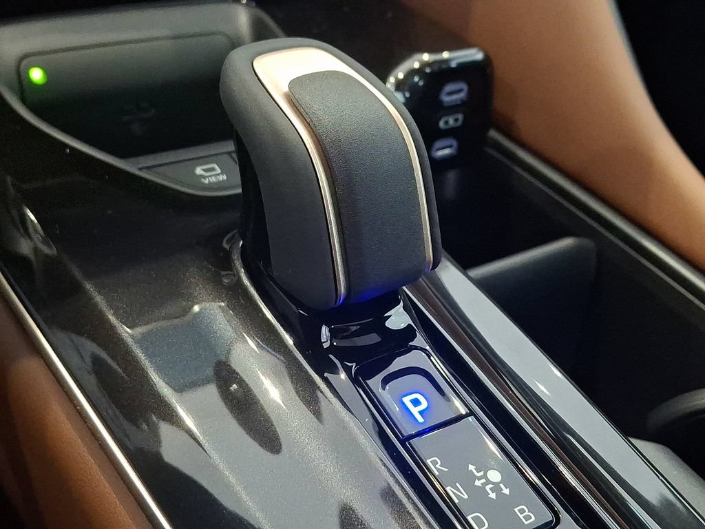 New 2026 Toyota Crown w/ Advanced Technology Package AWD/4WD image 12