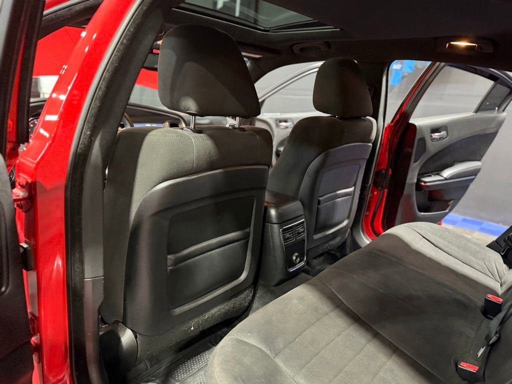 Used 2014 Dodge Charger R/T w/ Wheels & Tunes Group image 21