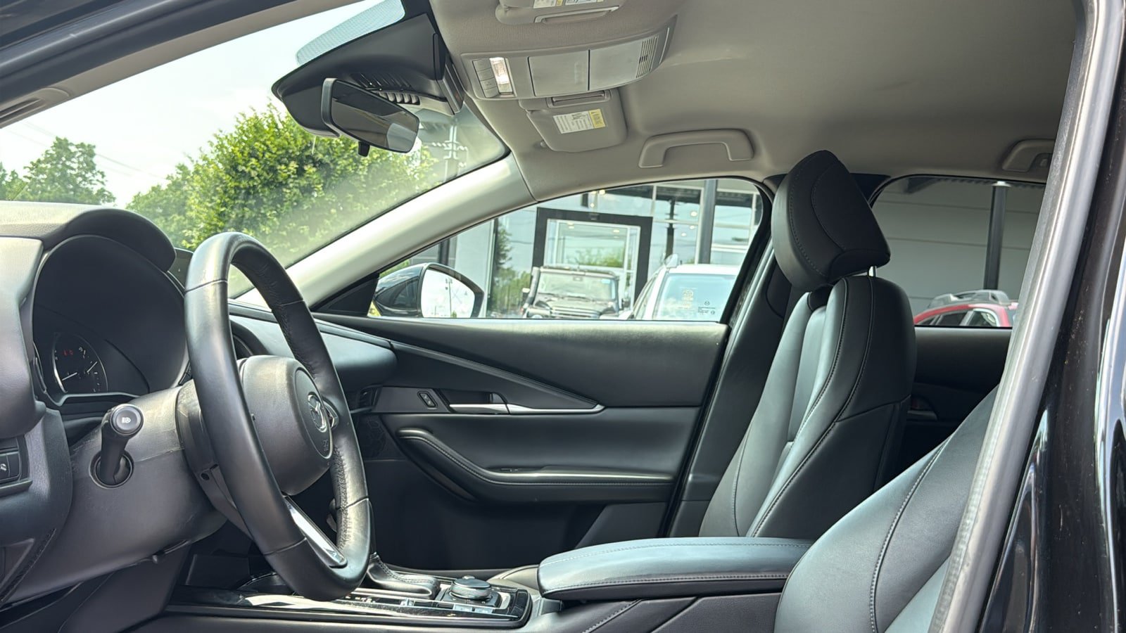 Certified 2025 MAZDA CX-30 AWD 2.5 S w/ Select Sport Pkg image 10