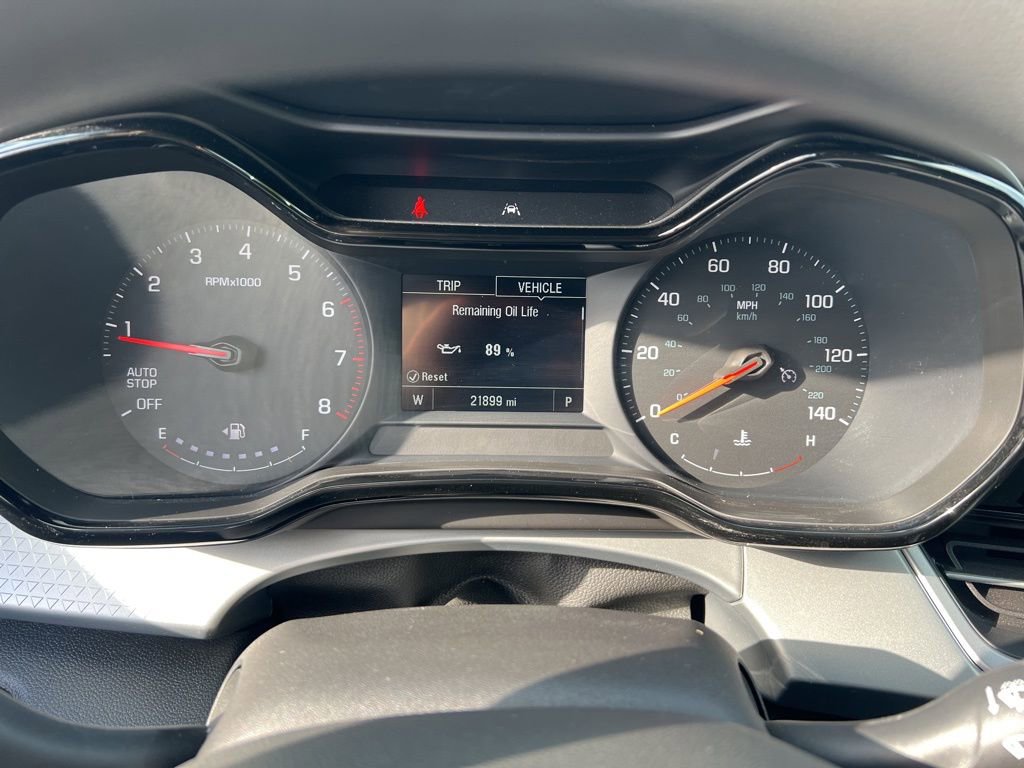 Used 2025 Chevrolet Trax LS image 12