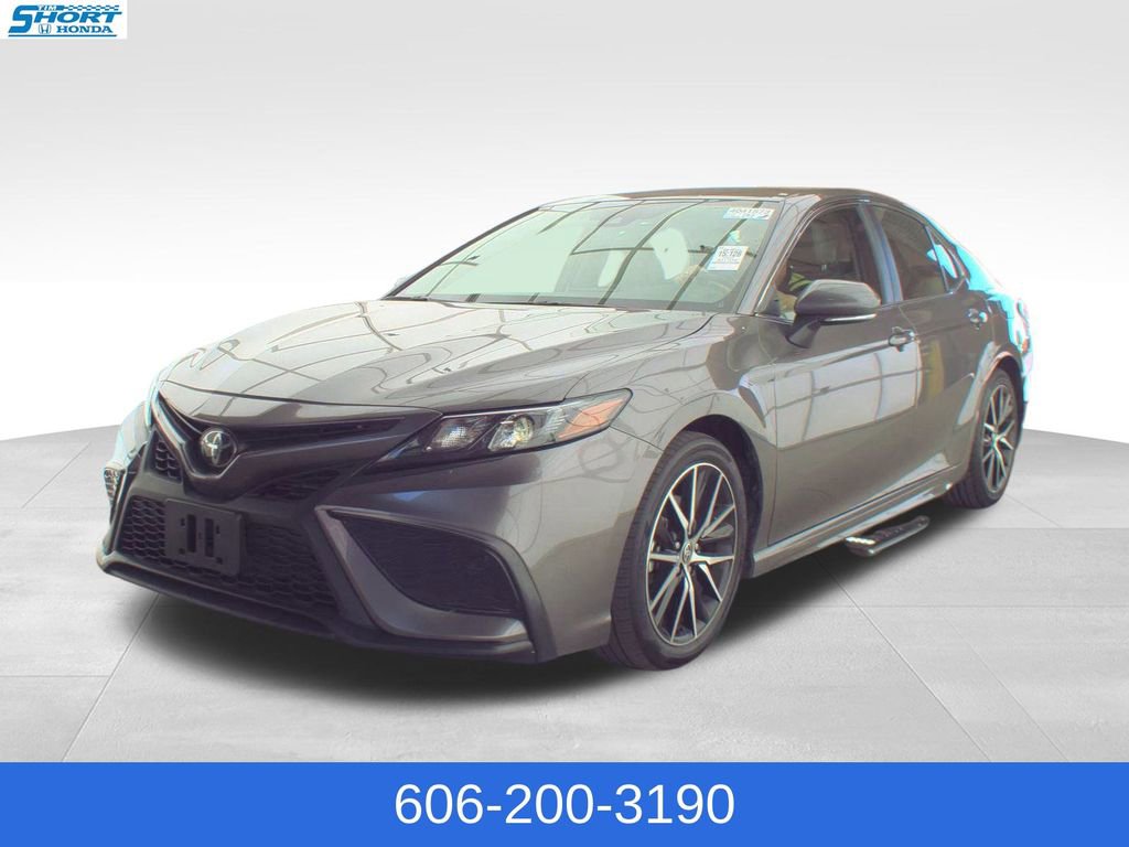 Used 2024 Toyota Camry SE