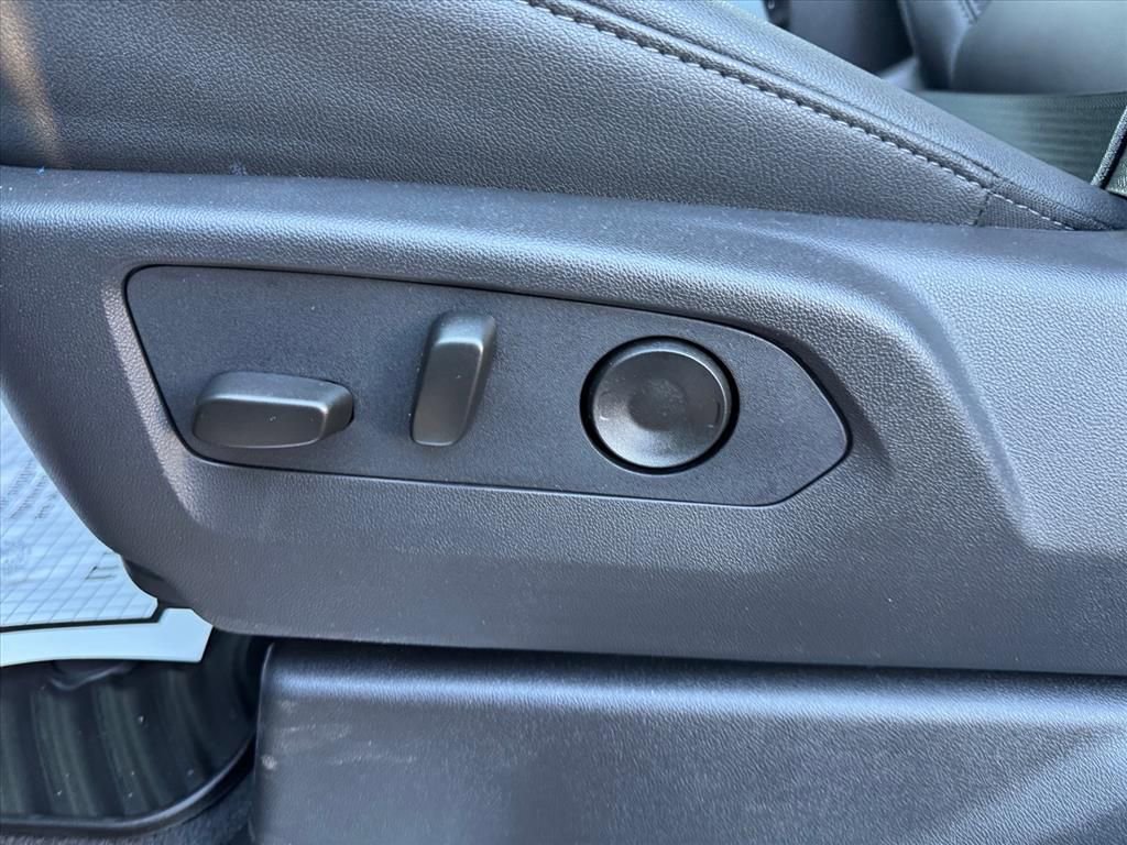 New 2026 Chevrolet Silverado 2500 LT image 12