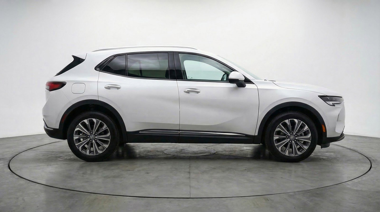 Used 2024 Buick Envision Preferred AWD/4WD image 11