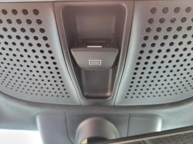 Used 2018 Mercedes-Benz E 400 4MATIC Sedan image 30