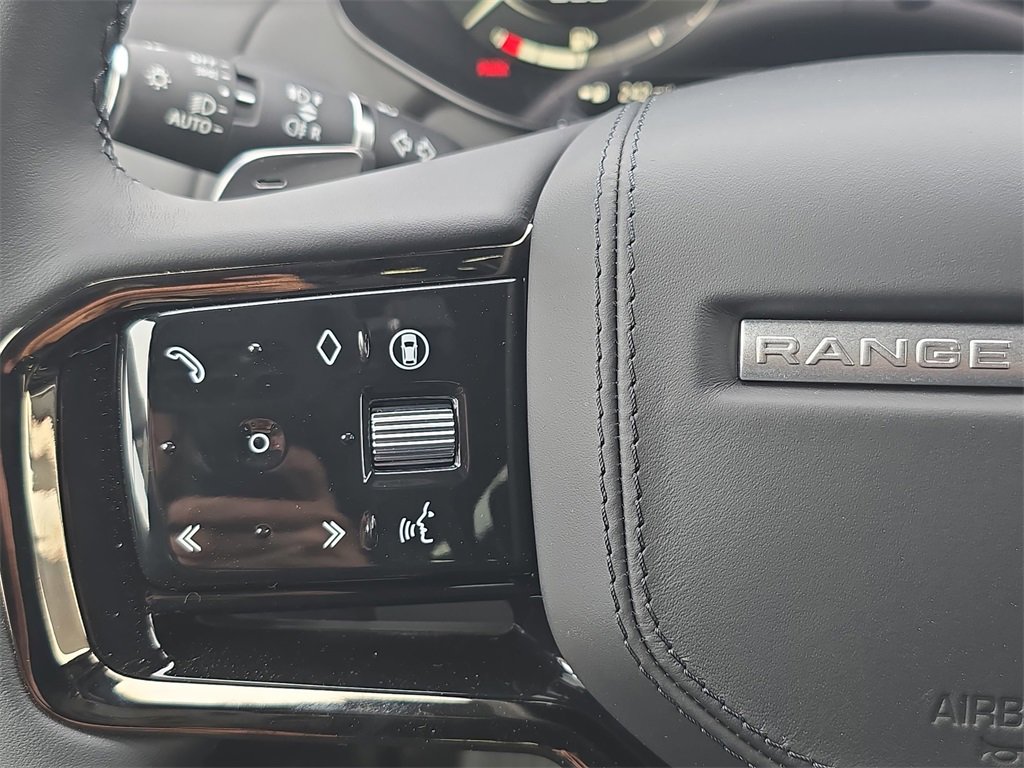 New 2026 Land Rover Range Rover Sport Dynamic SE image 18