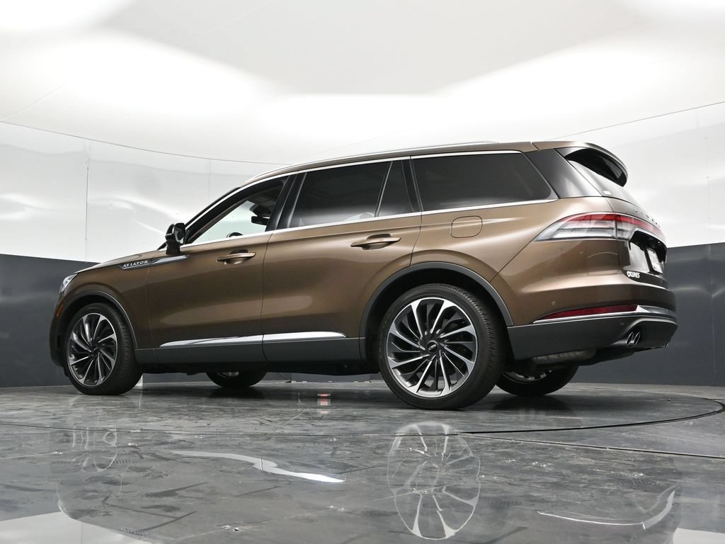 Used 2022 Lincoln Aviator Reserve w/ Equipment Group 201A AWD/4WD image 61