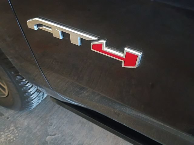 Used 2023 GMC Yukon XL AT4 AWD/4WD image 16