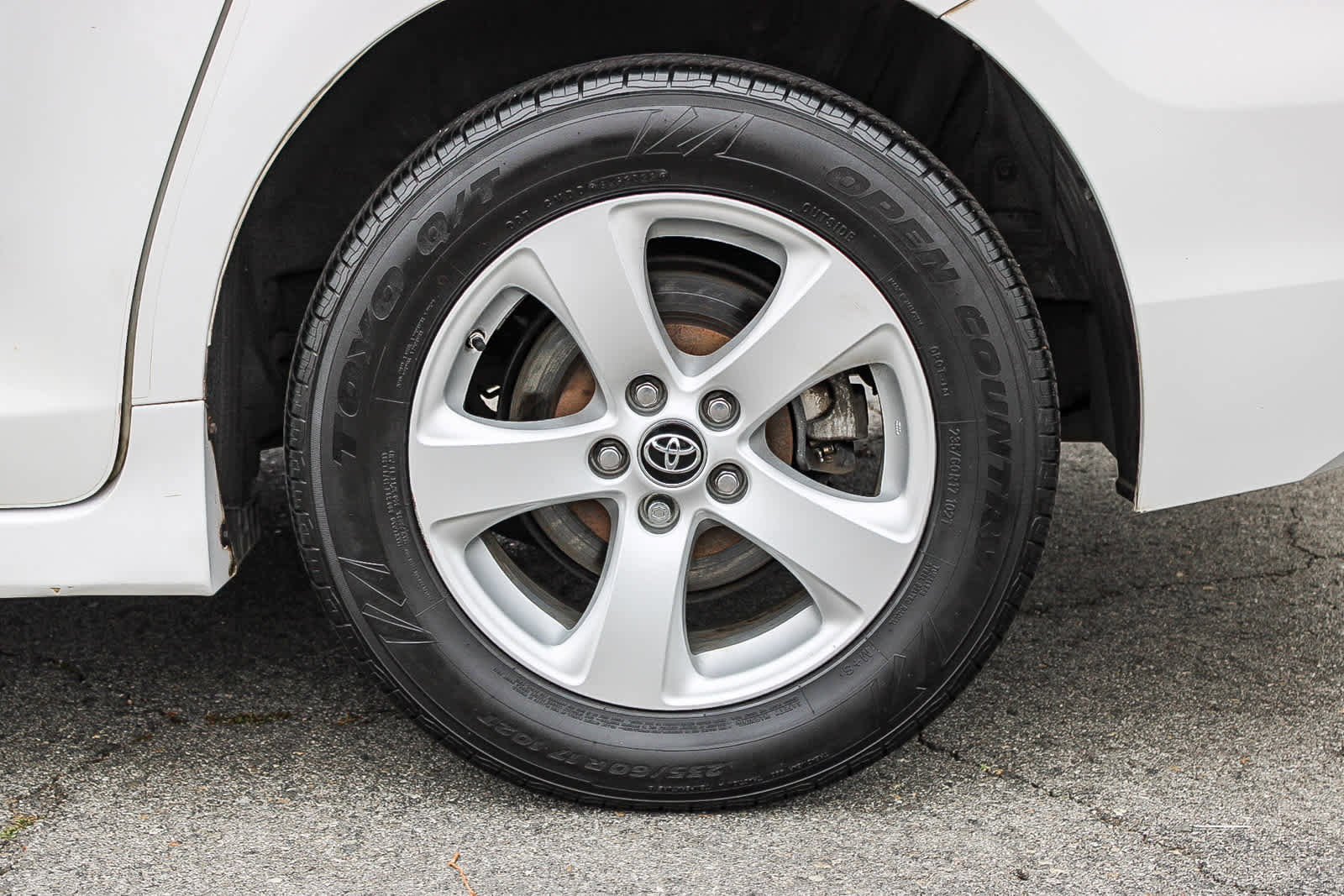 Used 2020 Toyota Sienna L image 8