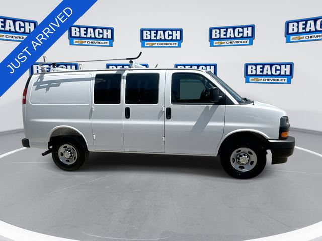 New 2026 Chevrolet Express 2500 w/ Driver Convenience Package RWD image 9