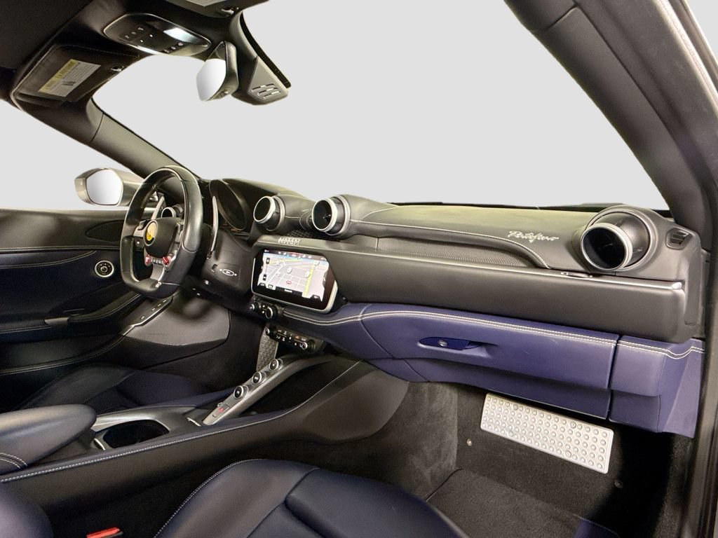 Used 2019 Ferrari Portofino RWD image 17