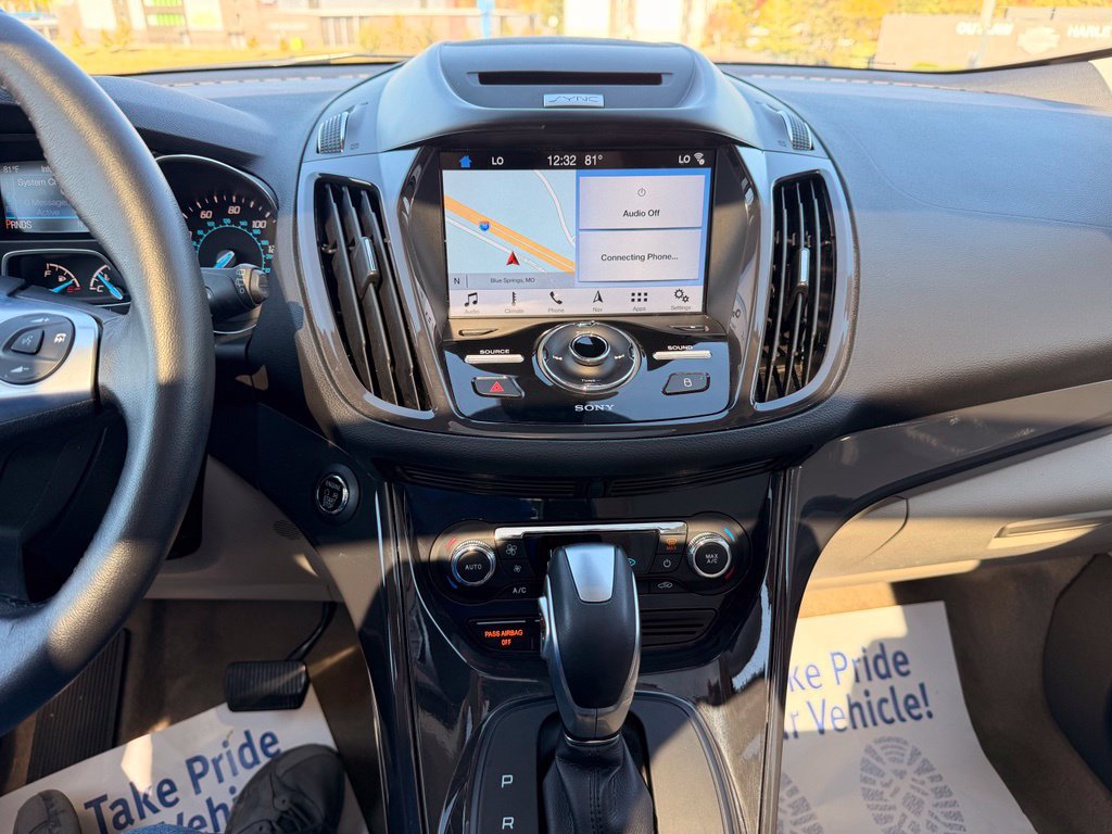 Used 2016 Ford Escape Titanium AWD/4WD image 4
