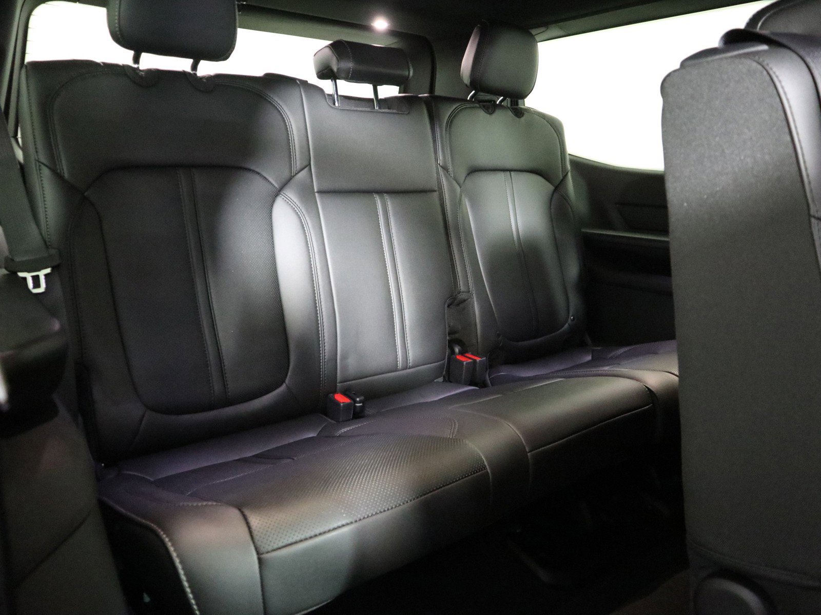 New 2024 Jeep Wagoneer 4WD w/ Convenience Group I image 22