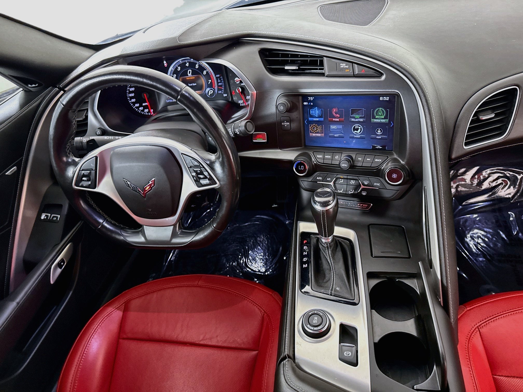 Used 2019 Chevrolet Corvette Stingray Coupe w/ 1LT RWD image 23