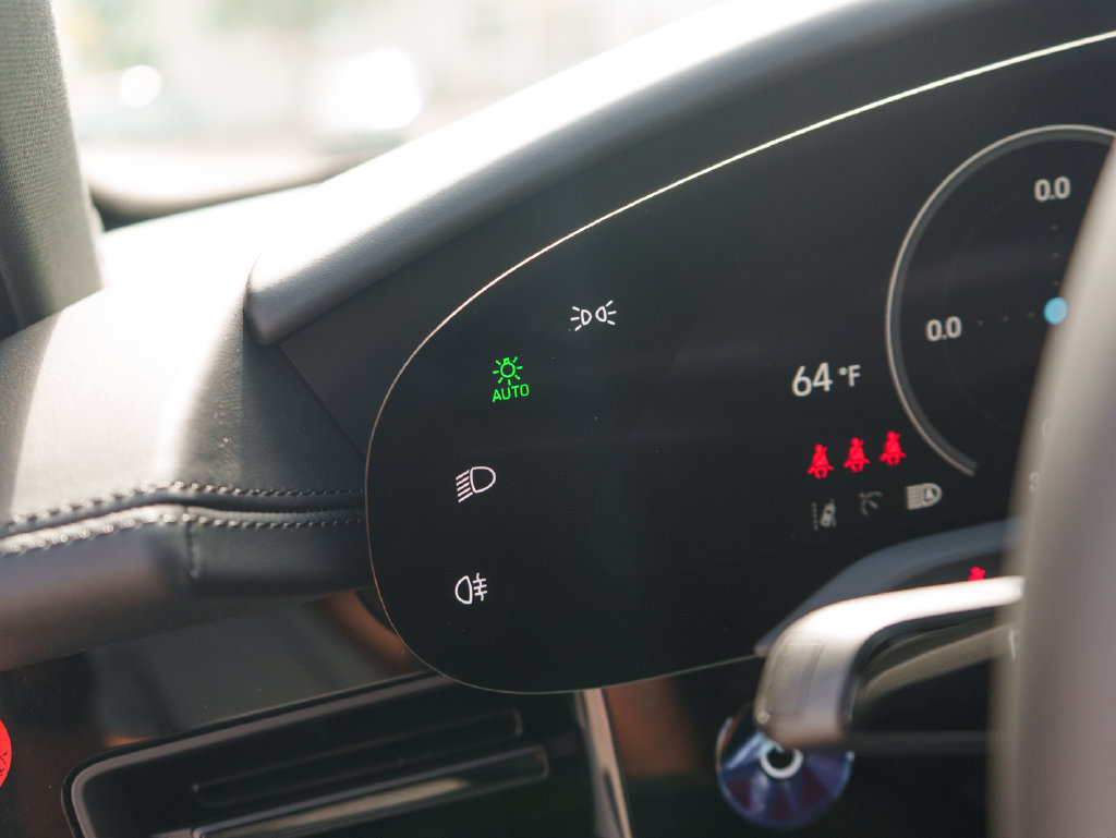 New 2026 Porsche Taycan AWD/4WD image 32