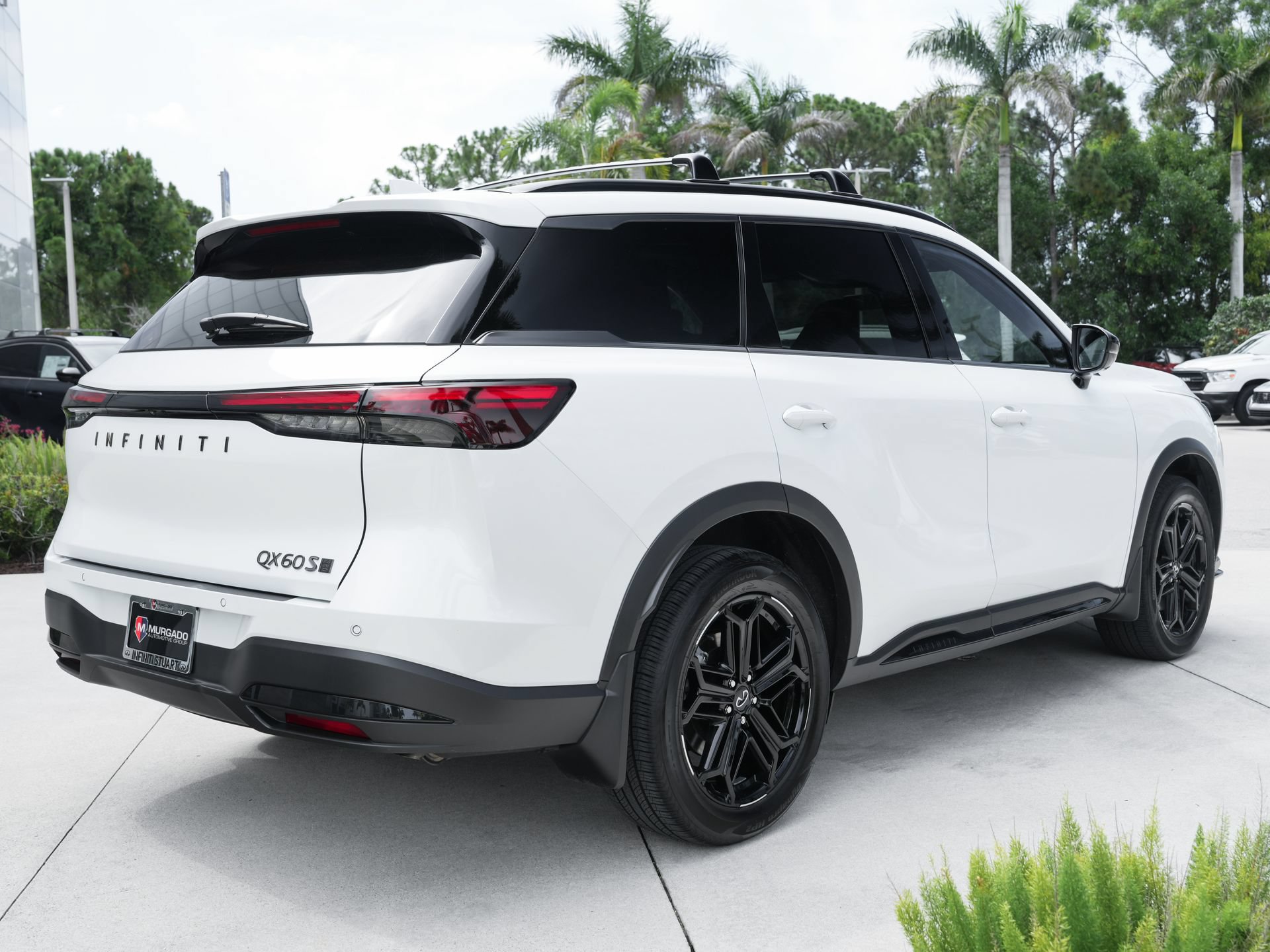 Certified 2026 INFINITI QX60 Sport w/ Dark Cargo Package AWD/4WD image 24