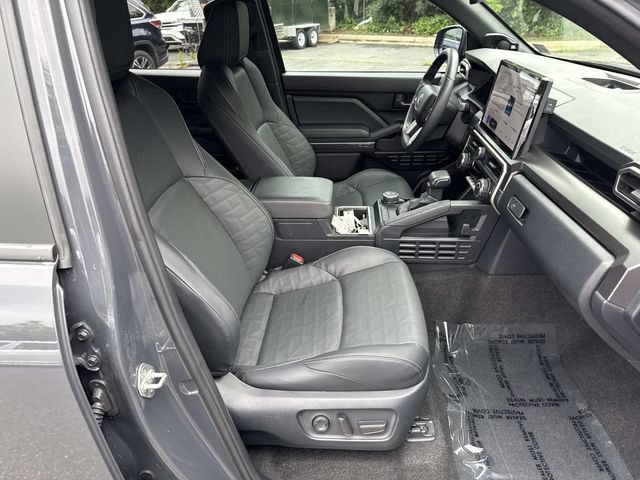 Used 2025 Toyota 4Runner TRD Sport Premium AWD/4WD image 9