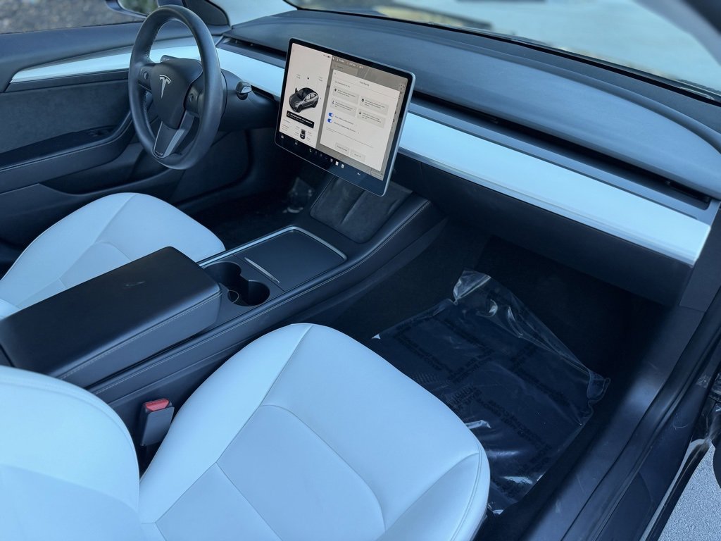 Used 2022 Tesla Model 3 Long Range image 32