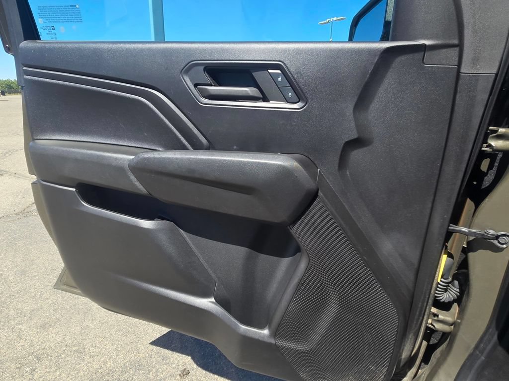 Used 2024 Chevrolet Colorado W/T RWD image 15