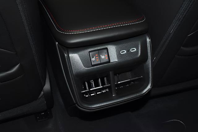 New 2026 Dodge Charger R/T AWD/4WD image 27