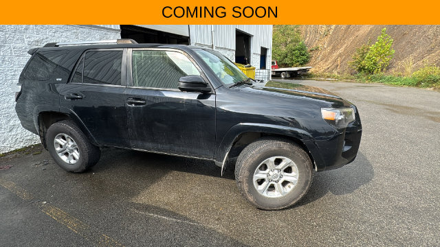 Used 2021 Toyota 4Runner SR5 AWD/4WD image 7