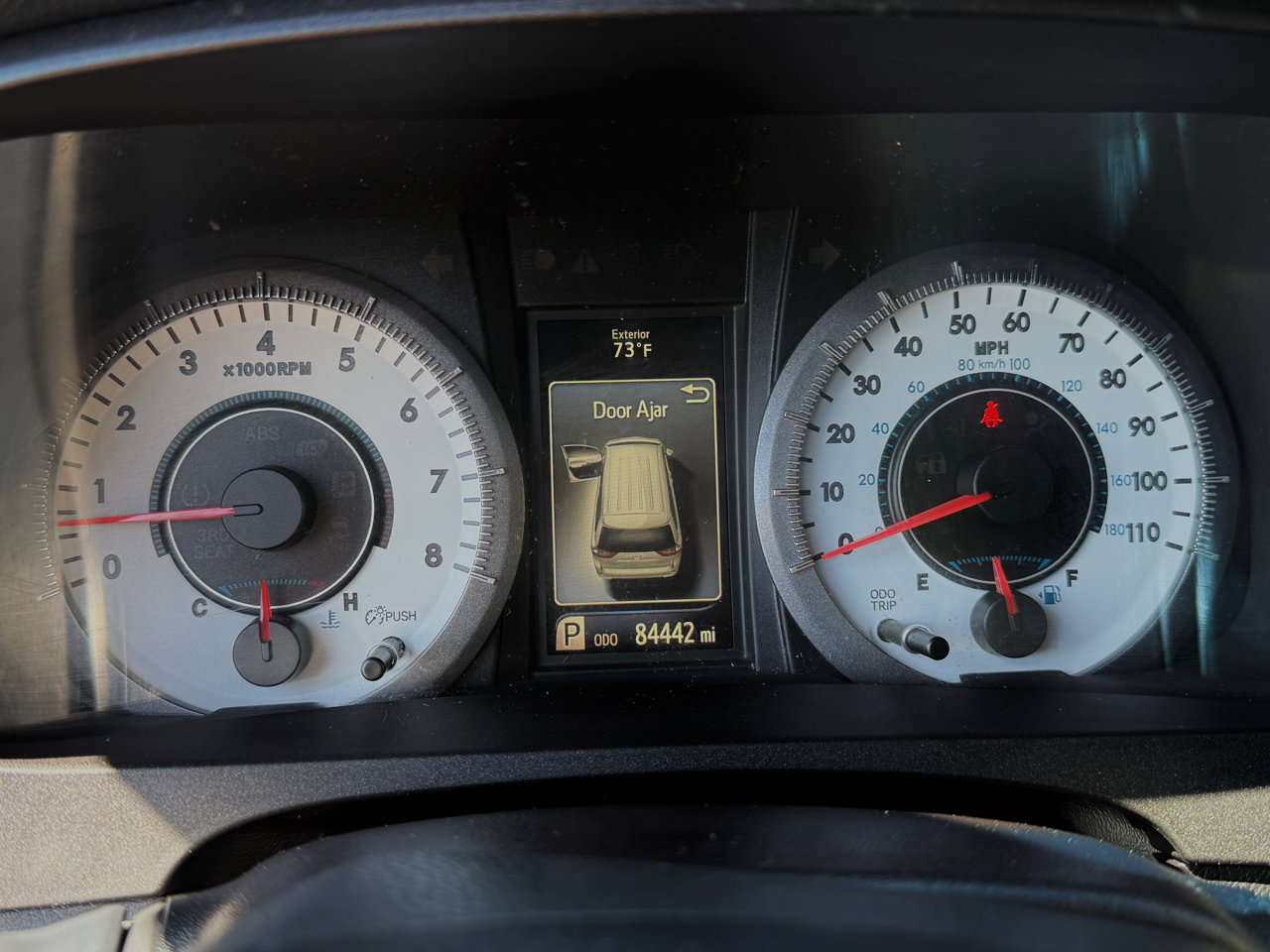 Used 2015 Toyota Sienna SE image 19