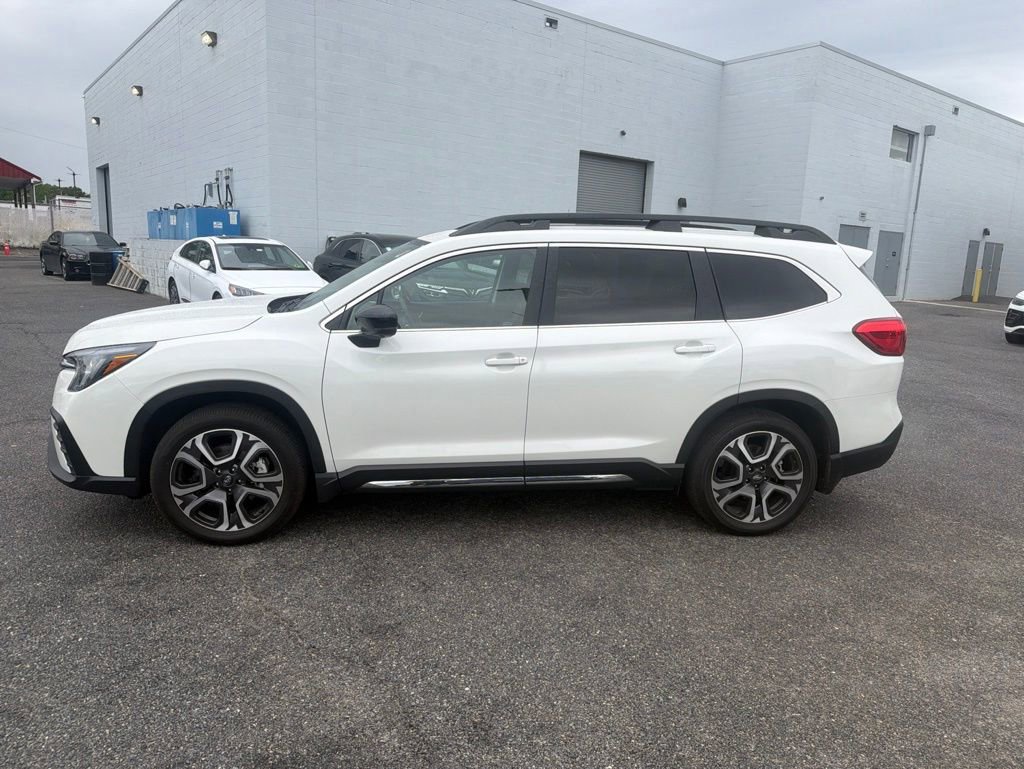 Used 2025 Subaru Ascent Limited AWD/4WD image 20