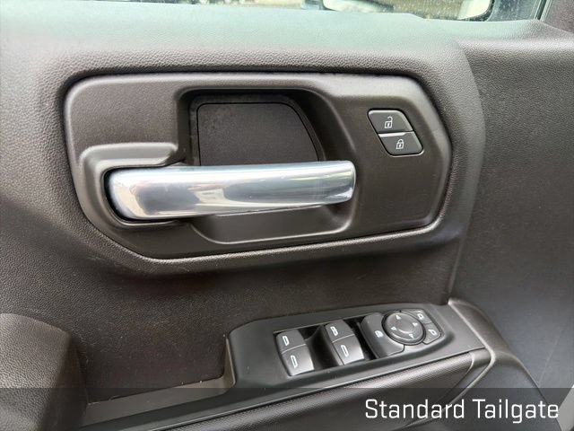 Used 2023 Chevrolet Silverado 1500 Custom AWD/4WD image 33
