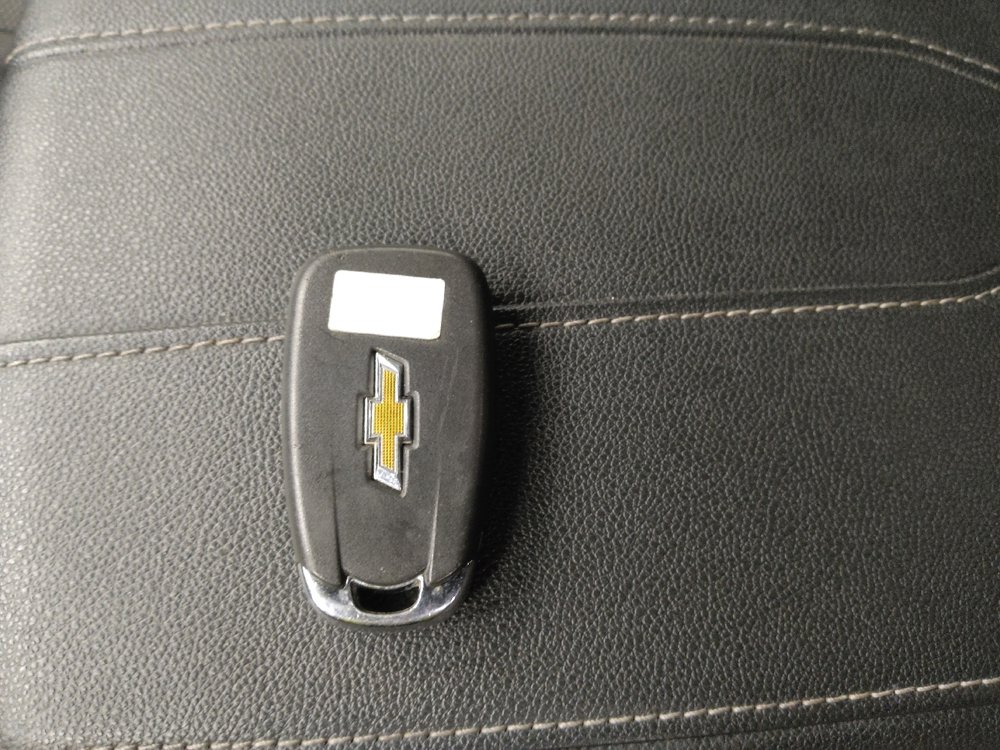 Used 2022 Chevrolet Traverse LT image 32