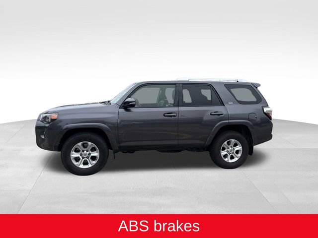 Used 2016 Toyota 4Runner SR5 image 4