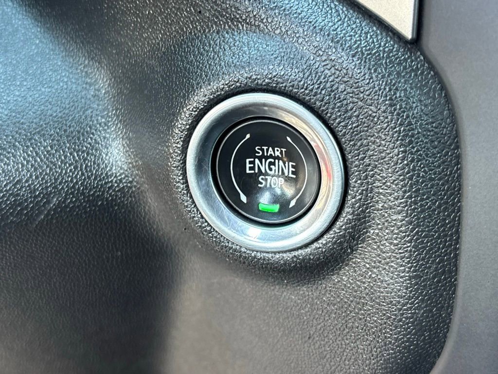 Used 2020 Chevrolet Silverado 1500 LT w/ Texas Edition image 23