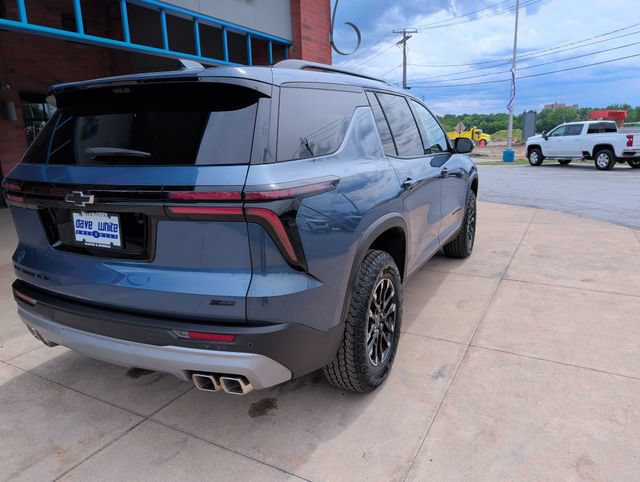 Used 2026 Chevrolet Traverse Z71 w/ LPO, Floor Liner Package AWD/4WD image 7