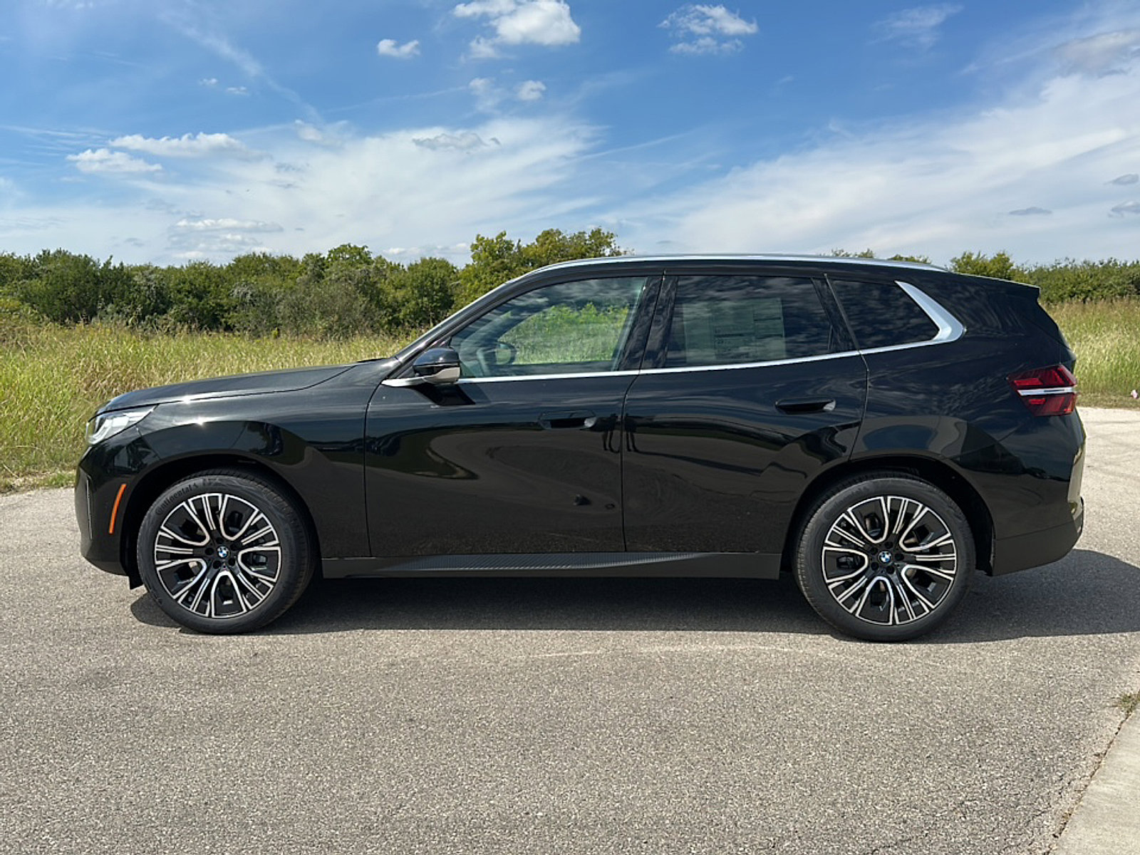 New 2026 BMW X3 xDrive30 w/ Convenience Package image 5