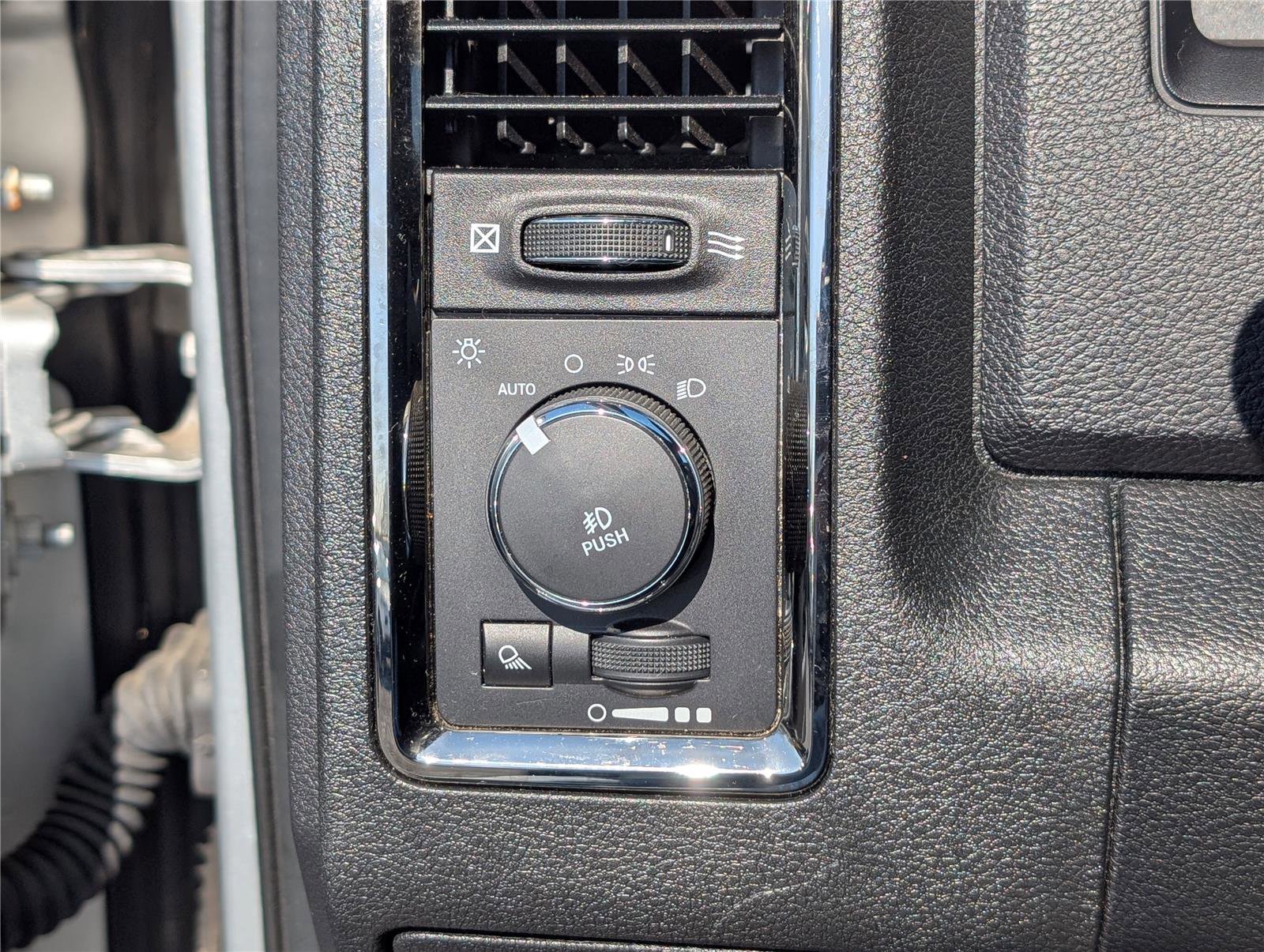 Used 2017 RAM 2500 Lone Star w/ Night Special Edition image 20