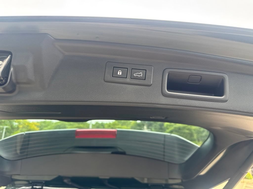 Used 2023 Subaru Forester Premium AWD/4WD image 20