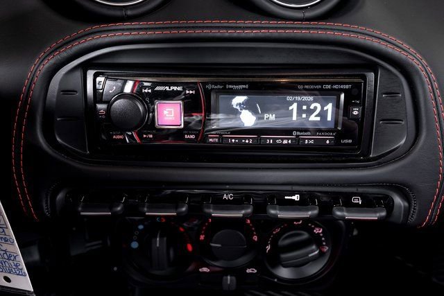 Used 2019 Alfa Romeo 4C Spider RWD image 34