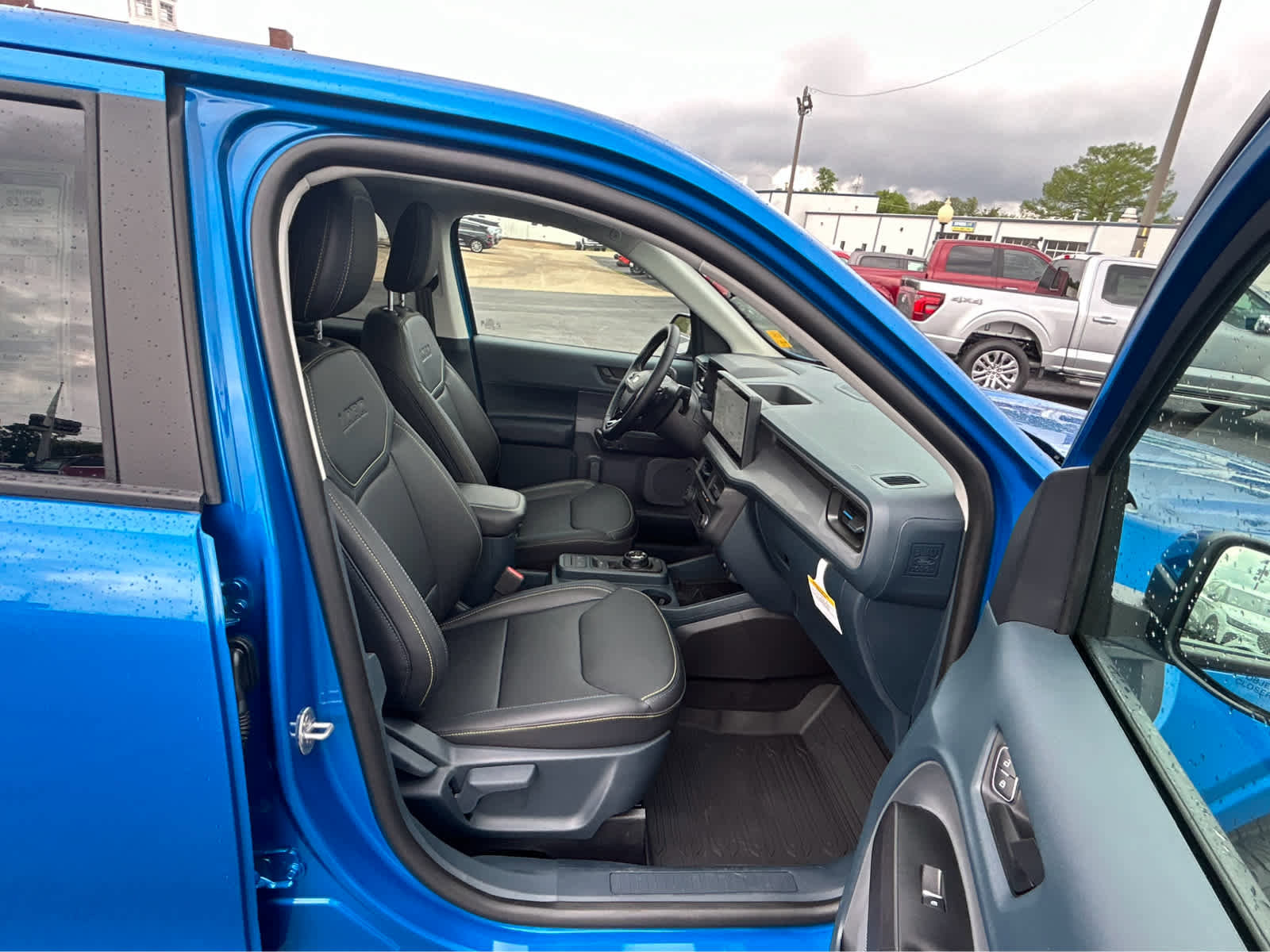 New 2025 Ford Maverick Lobo image 22