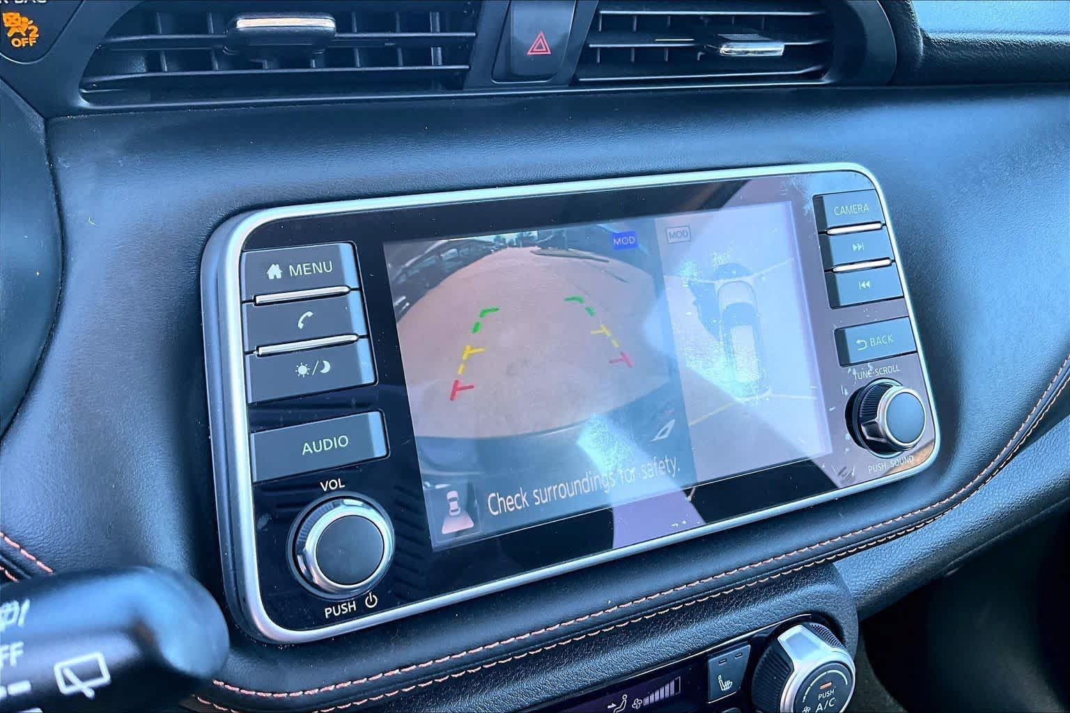 Used 2019 Nissan Kicks SR w/ SR Premium Package FWD image 23