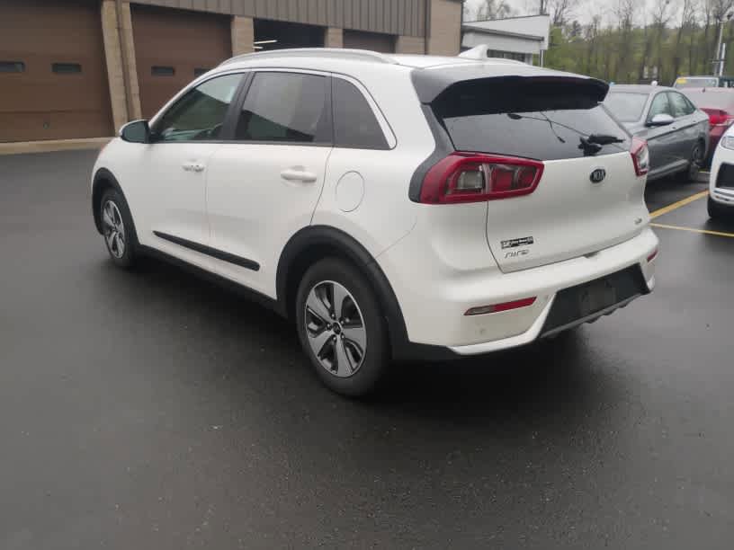 Used 2019 Kia Niro EX w/ EX Premium Package FWD image 5