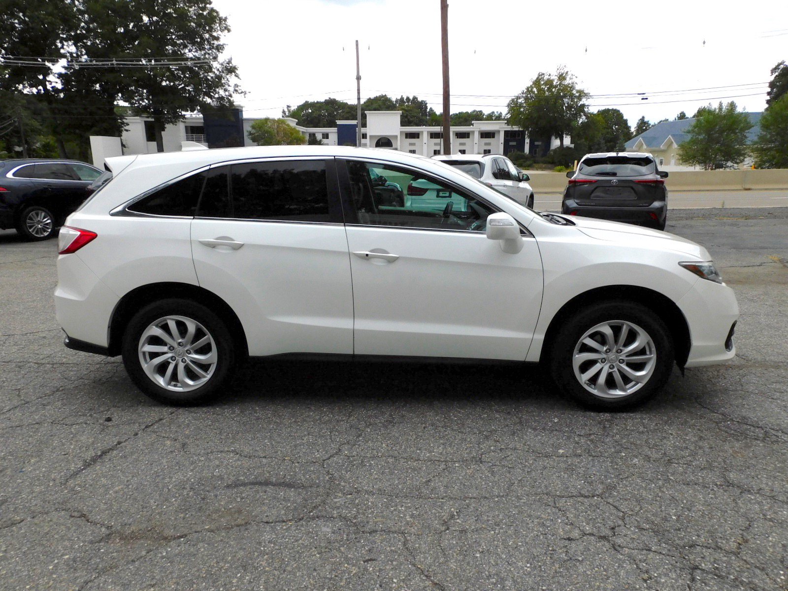 Used 2018 Acura RDX AWD image 6
