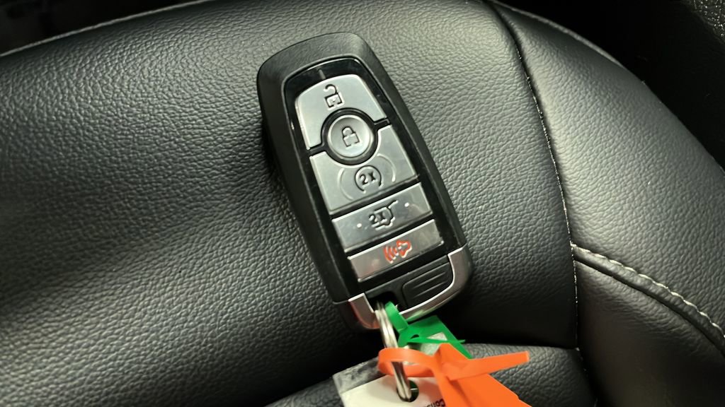 Used 2024 Ford Edge SEL w/ Convenience Package AWD/4WD image 40