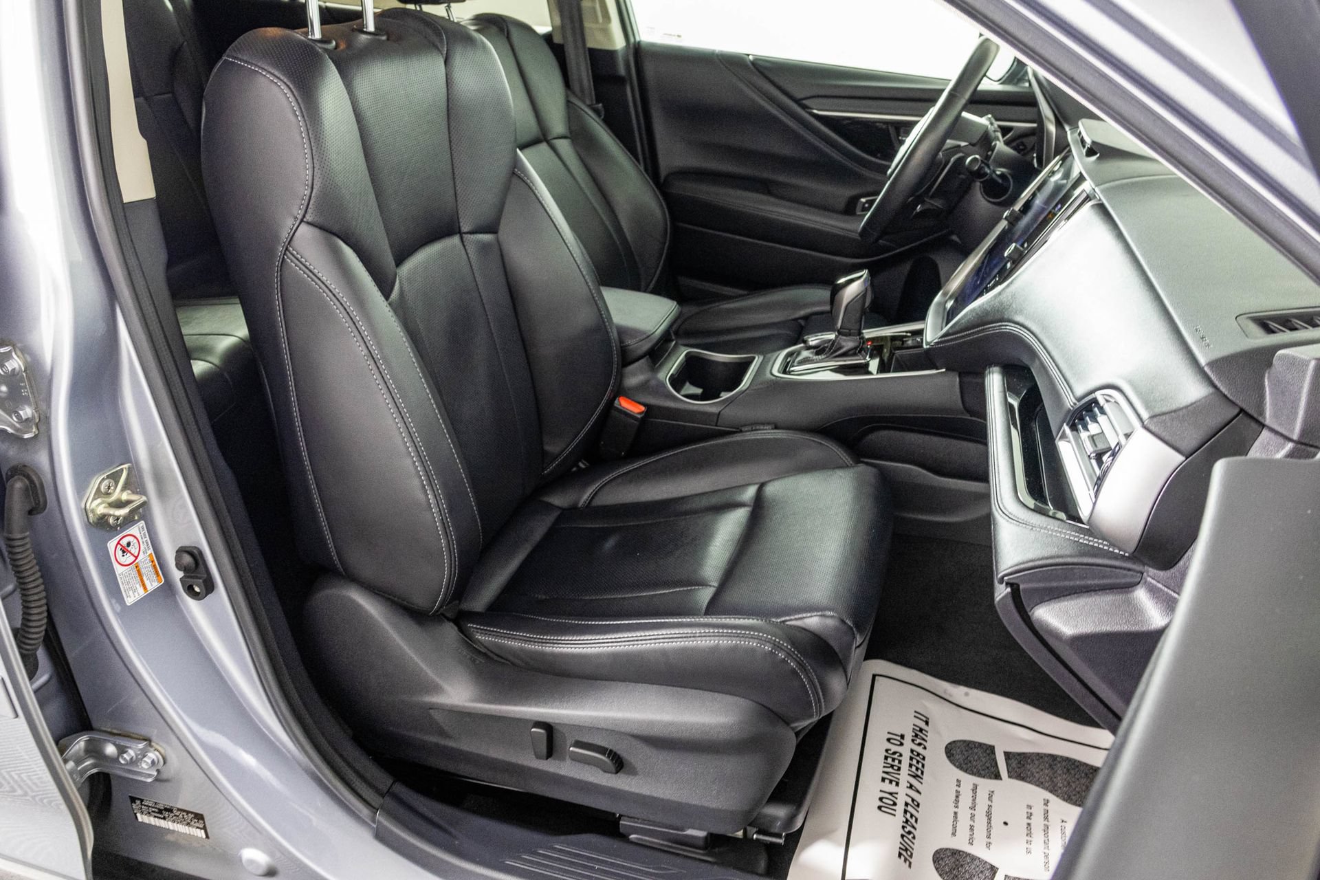Used 2020 Subaru Outback Limited AWD/4WD image 49